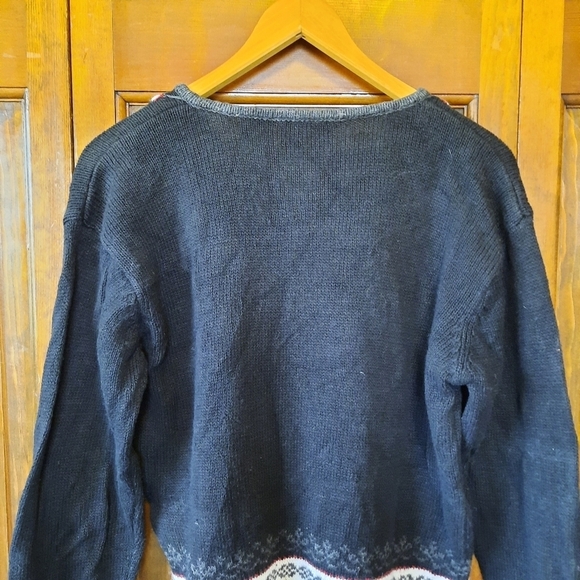 Vintage Y2K Erika & Co. black Nordic fair isle knit v-neck sweater size medium - Picture 9 of 12
